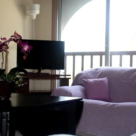 Apartment Happy 4