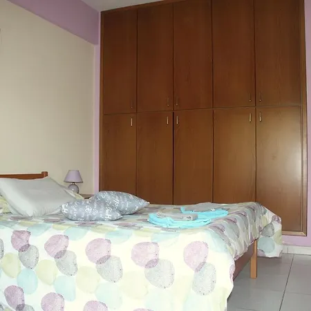 Apartment Happy 4